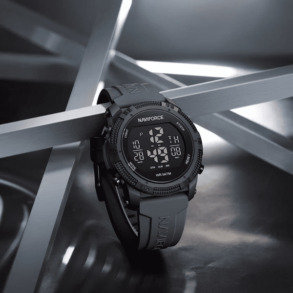Naviforce 7104